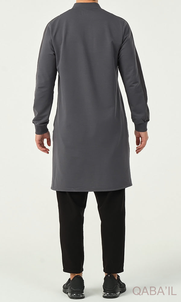 Muslim Men’s Short Jubba Kamisweat Subtil QL in Dark Grey and White