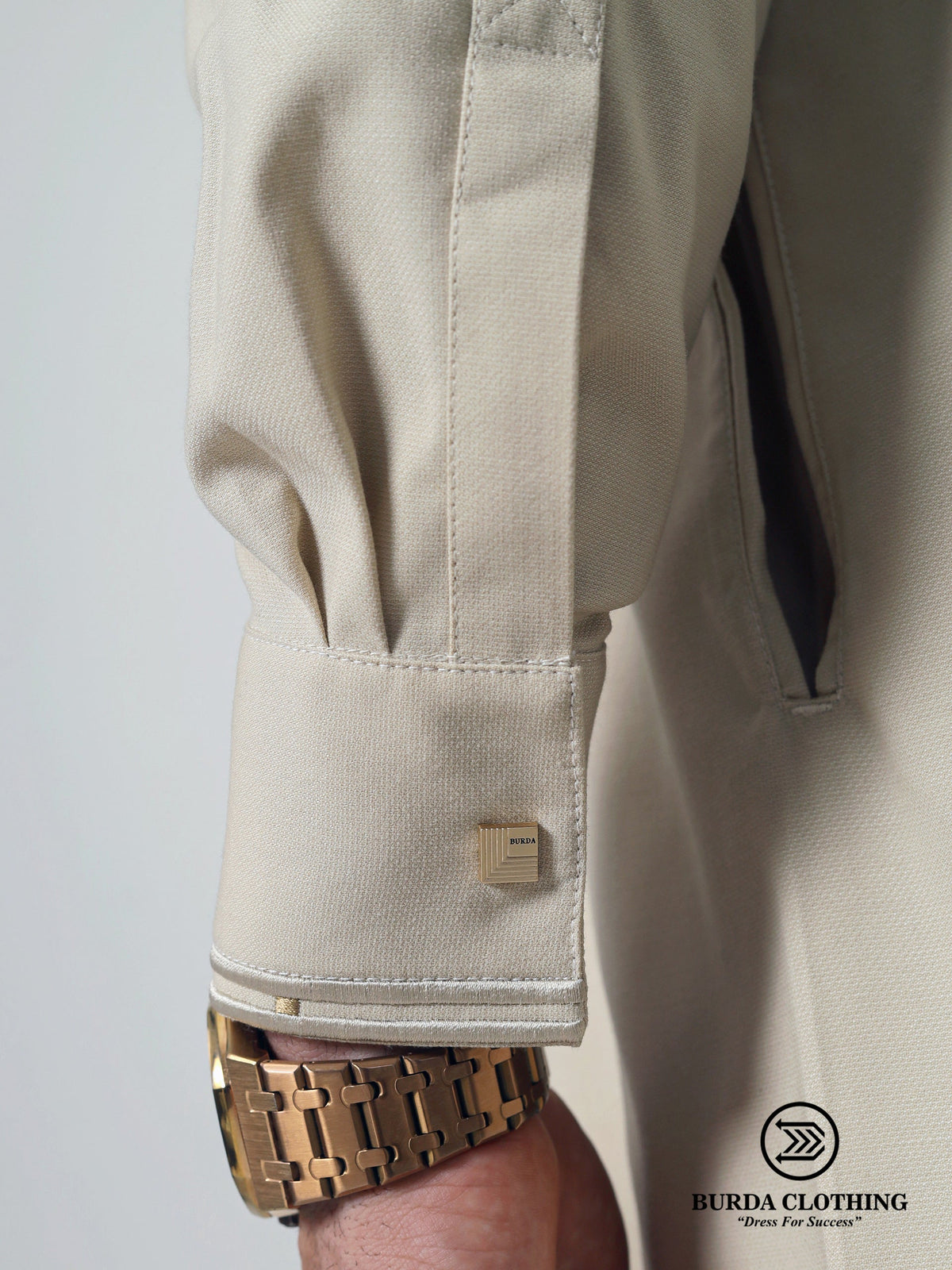 Adult Thobe 306 Gold